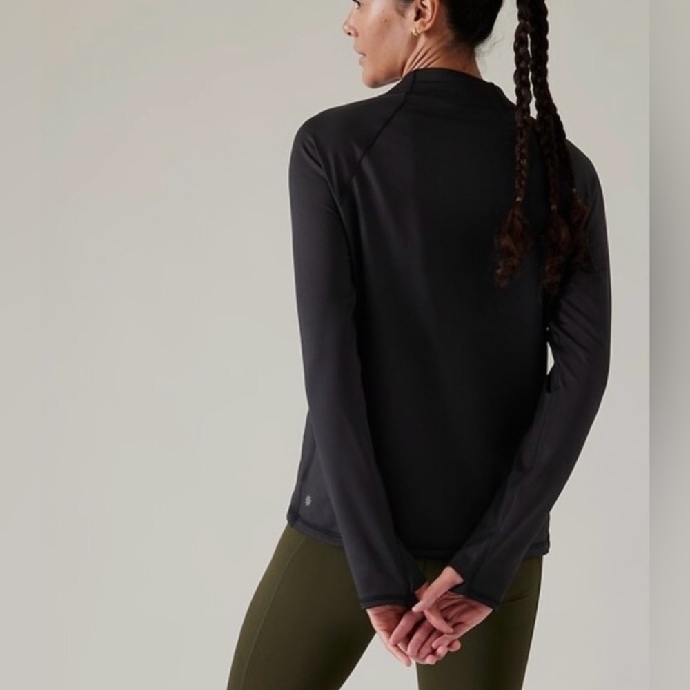 Athleta Black Women's Whistler Cross Neck Top EUC - Picture 6 of 14